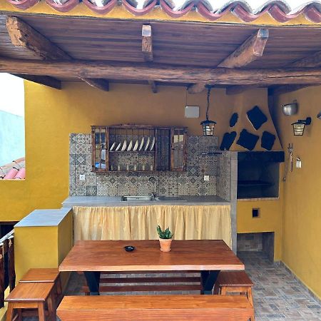 Tradicional Casa Canaria Con Piscina Y Vistas Al Teide อิคอดเดลอสวินอส ภายนอก รูปภาพ