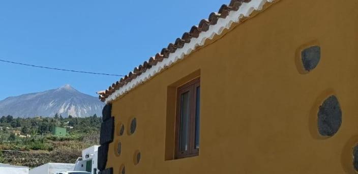 Tradicional Casa Canaria Con Piscina Y Vistas Al Teide อิคอดเดลอสวินอส ภายนอก รูปภาพ