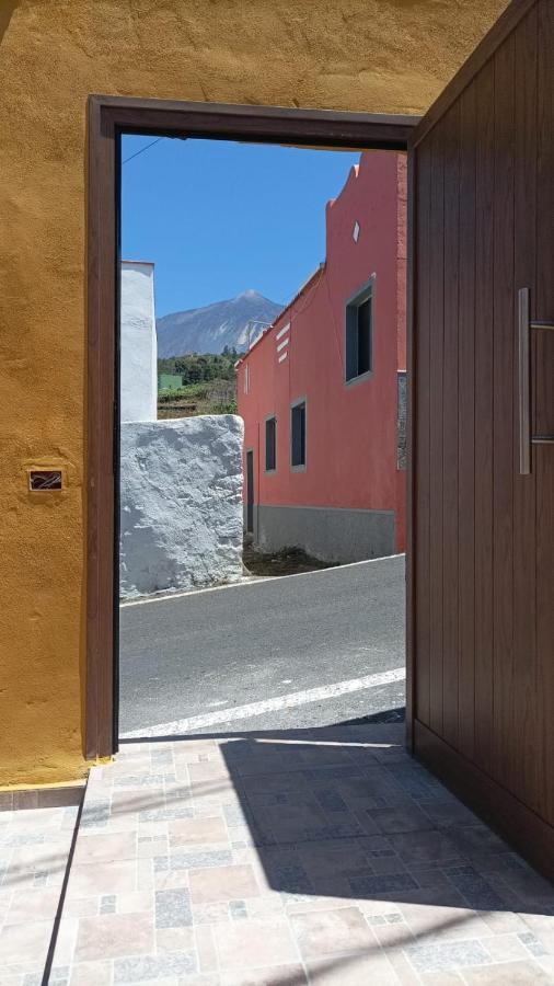 Tradicional Casa Canaria Con Piscina Y Vistas Al Teide อิคอดเดลอสวินอส ภายนอก รูปภาพ