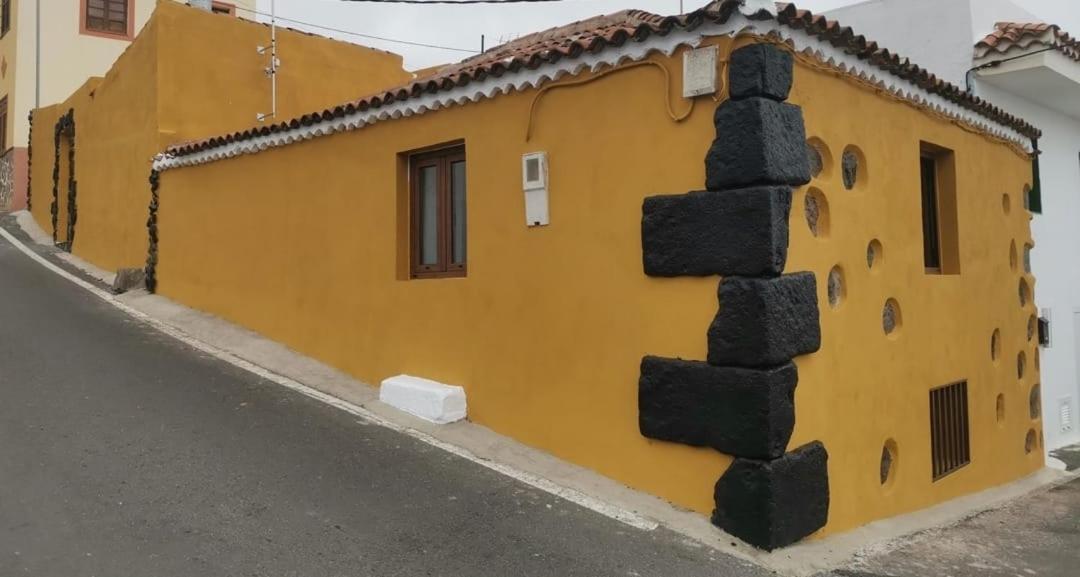 Tradicional Casa Canaria Con Piscina Y Vistas Al Teide อิคอดเดลอสวินอส ภายนอก รูปภาพ